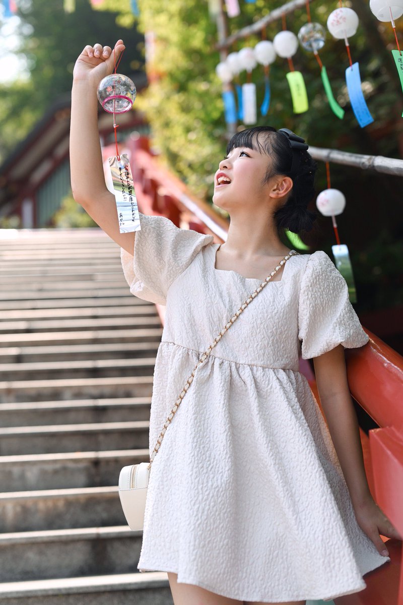 見た人もなにか無言で階段をあげる #石橋颯