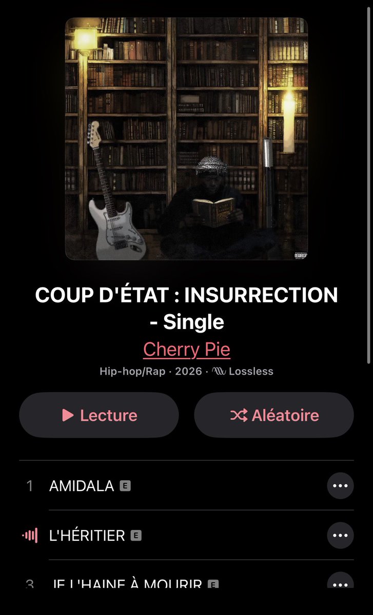 Fanixooo's tweet photo. Cherry pie Pitié dis moi tu vient de quel planète https://t.co/jd6J2mIl8Z