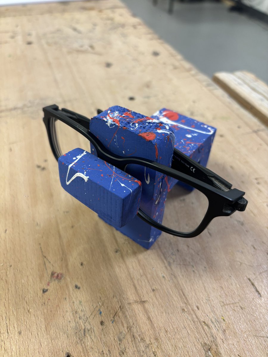 1.7 have been painting their glasses holders this week! Here’s a few that are ready to take home🐮