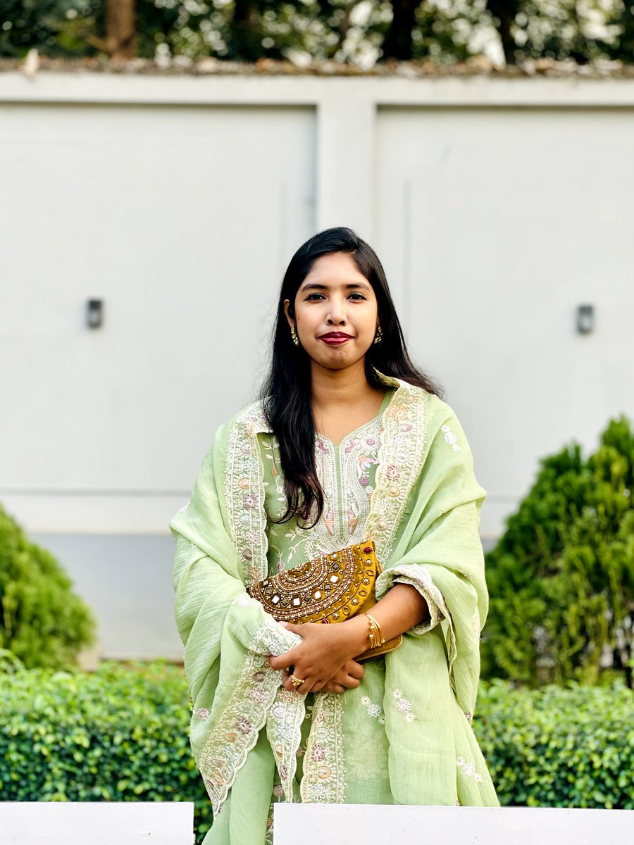 SharlinToli's tweet photo. পরিবর্তন জীবনের অবিচ্ছেদ্য অংশ। https://t.co/1sWmfT71kl