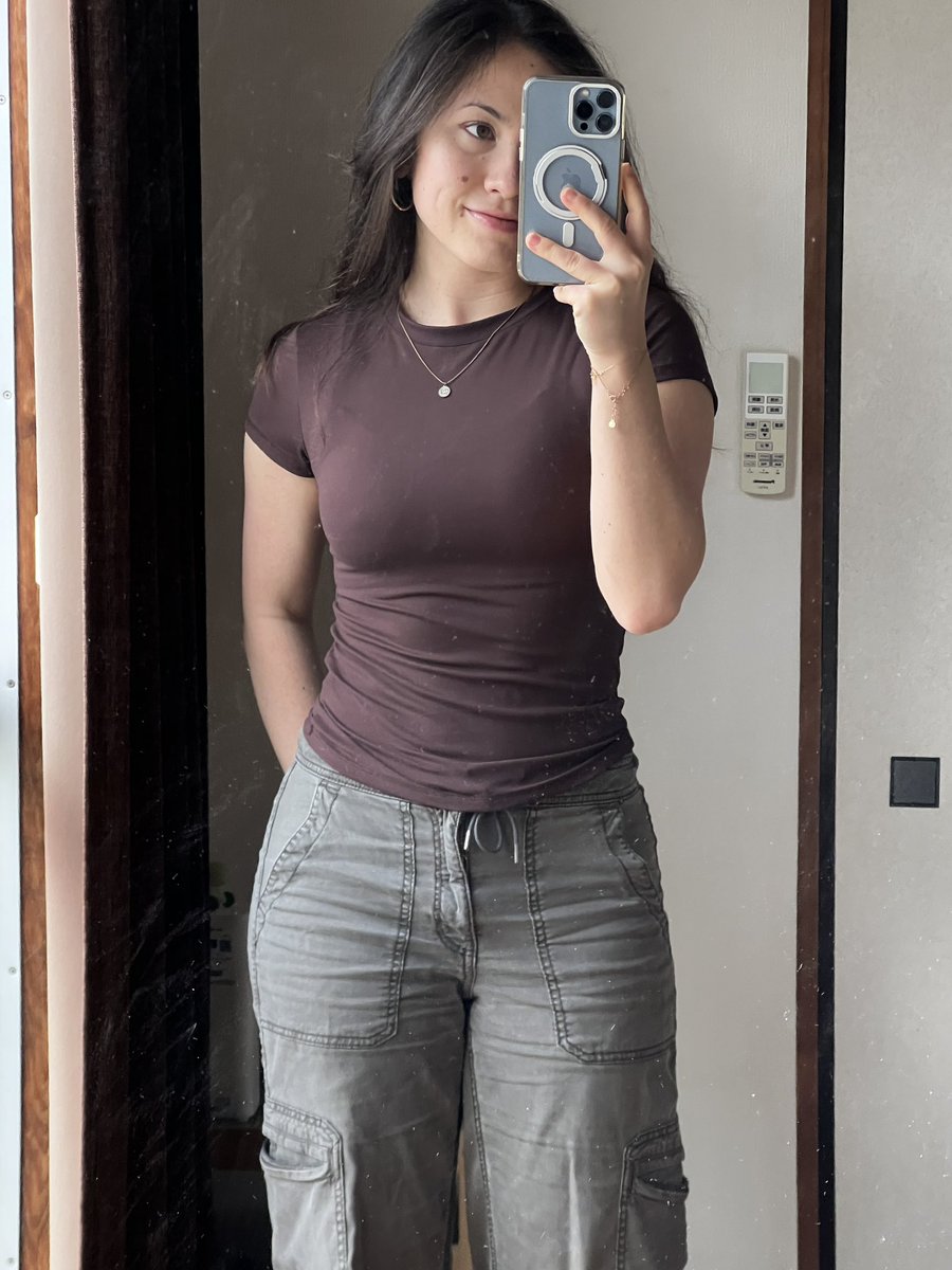 Ashley Peters tweet media