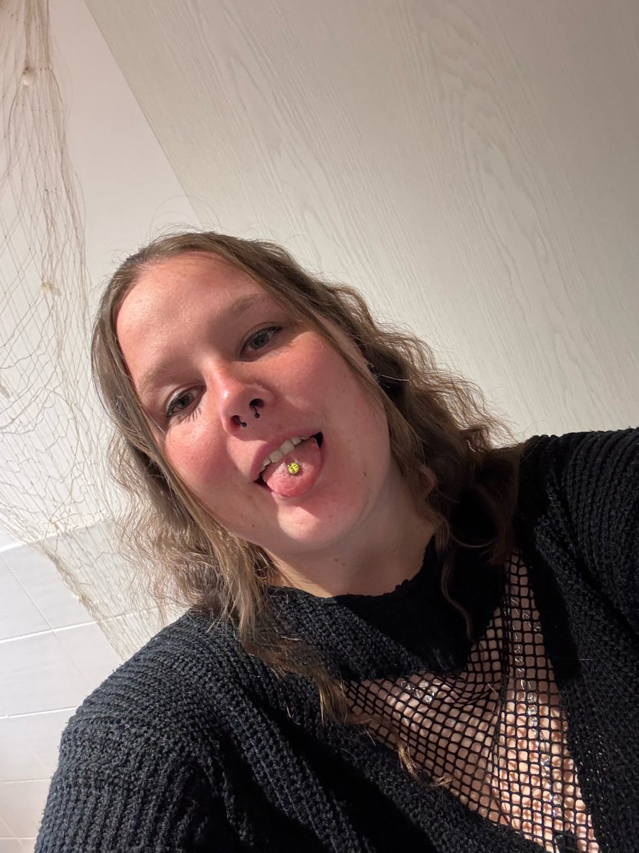 can I spam you with pics?😇 (like means yes)