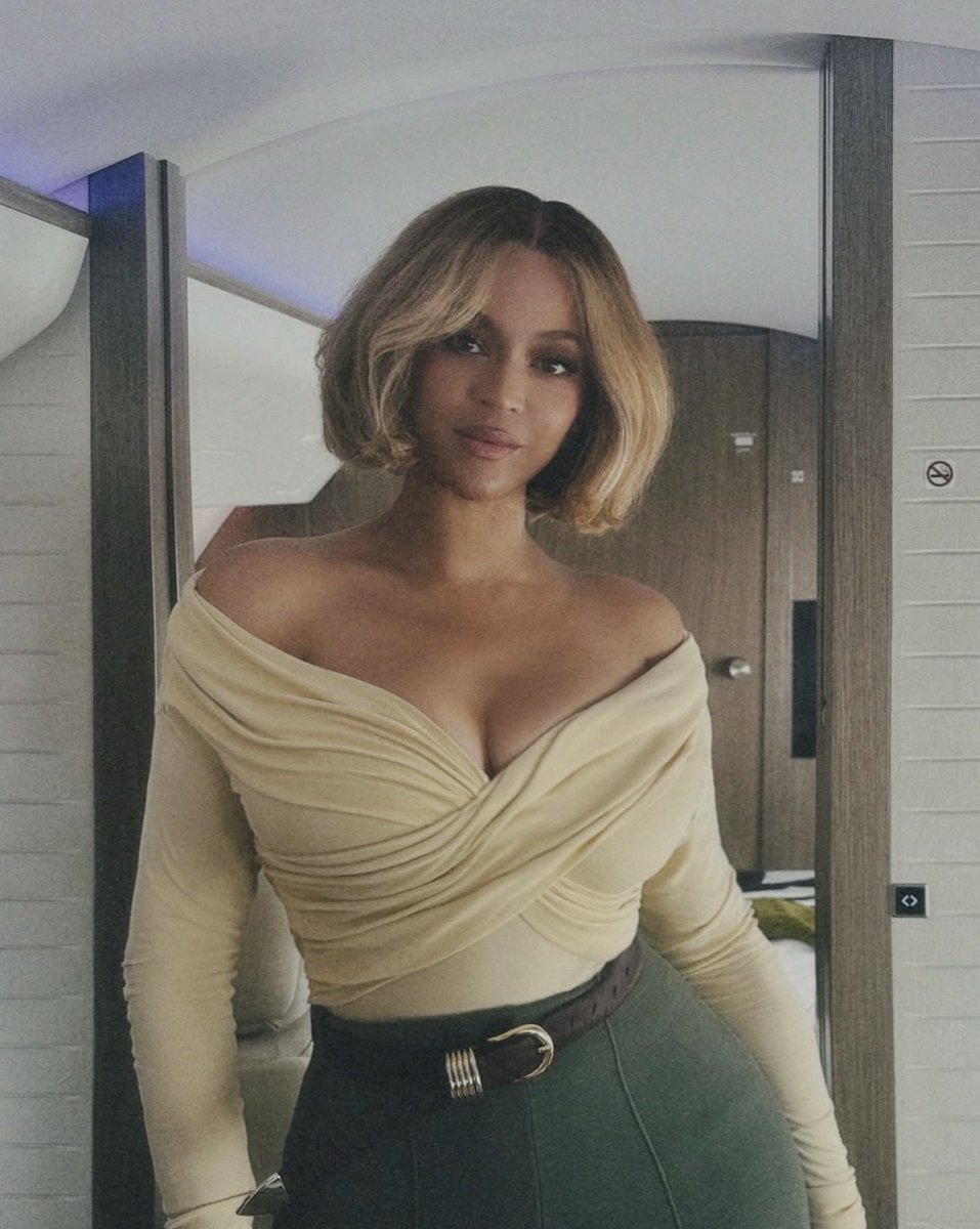 seyoncé 𐚁 tweet media