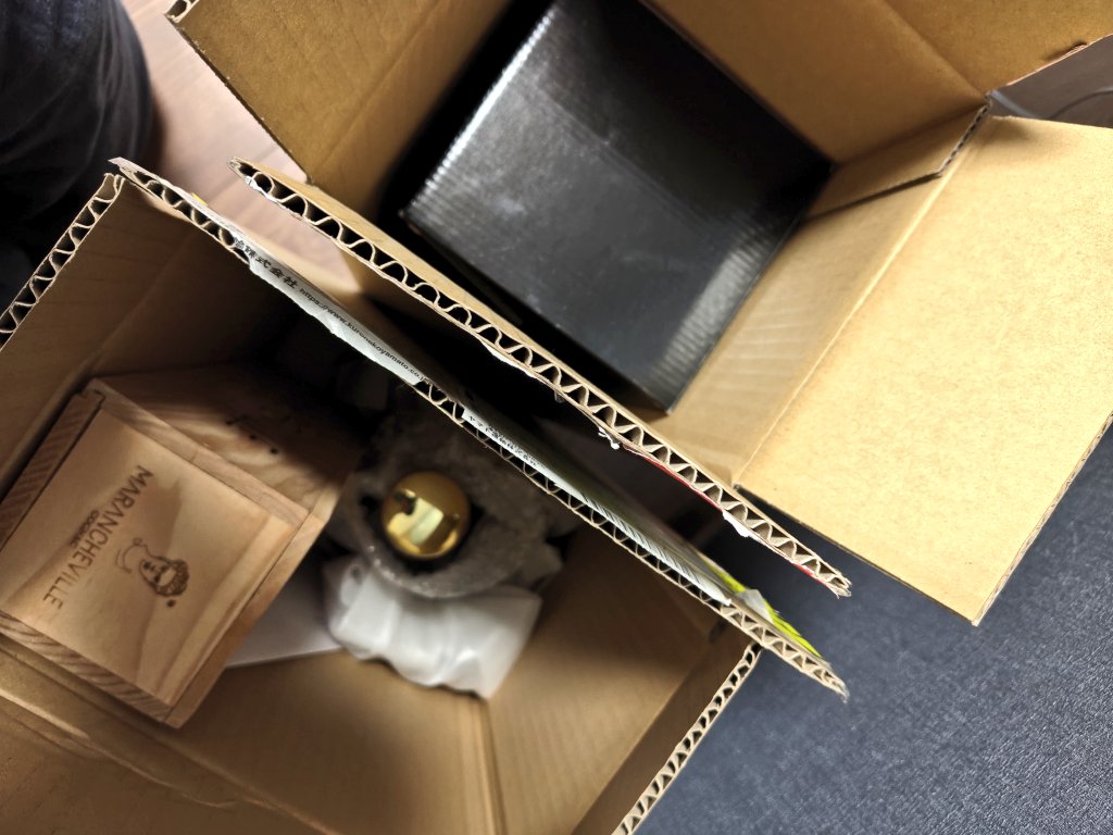 ふふふ 楽しみにしていたコニャック3本が一気に届いた。うち2つは2本目