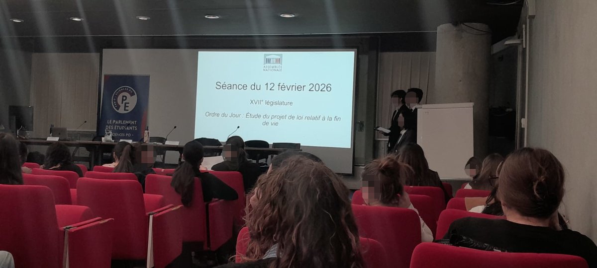 proviseur du lycee Auffray tweet media