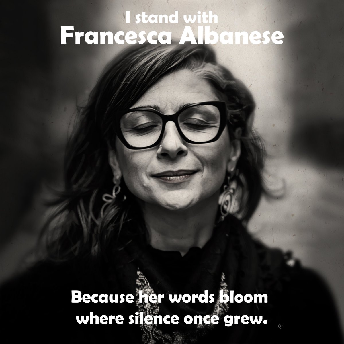 #iostoconFrancescaAlbanese
#IStandWithFrancescaAlbanese