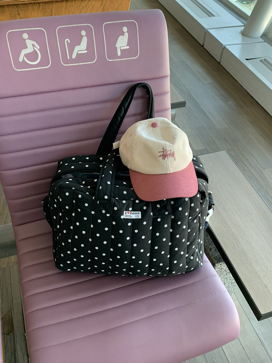 prevnseoul's tweet photo. ꒰ Pre ꒱ Olivet ˚⟡˖ 👩🏻🧸🎞️ ✮* ⋆

padded cross bag dot แบรนด์รีสต๊อก
★ ลด 12% เหลือ 1550.- ส่งฟรี (มัดจำ 750.-)

🛩️ ส่งกลับแอร์ ♡ รับพรีจนกว่าคูปองจะหมดค่ะ
#olivet #พรีolivet #พรีออเดอร์เกาหลี https://t.co/HYcF5cCw9V