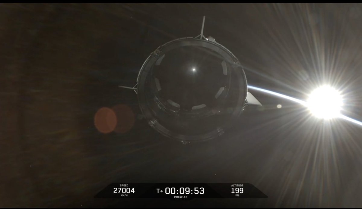 Thomas Pesquet tweet media