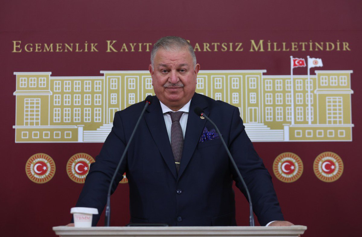 “GAZZE’DE İNSANİ FELAKET DERİNLEŞEREK ÇOĞALMAKTADIR”
Son günlerde İsrail’in Gazze’de yüksek teknoloji ürünü  gizli kuantum ışınlarıyla  çalışan, aşırı sıcaklığı yüksek basınçla birleştiren  “Solomon’un Buharlaştırıcısı” termal ve termobarik silahları kullandığına dair medyada