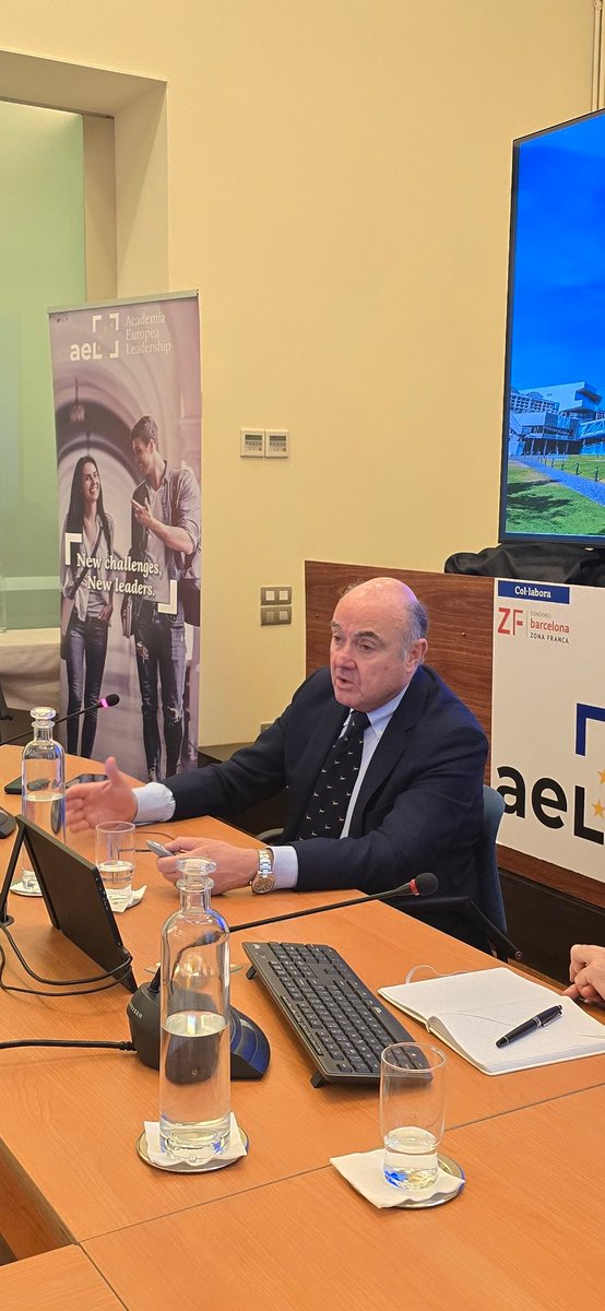 AELeadership tweet media