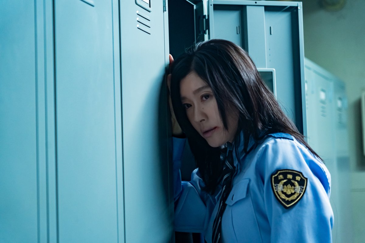 nittele_ntv's tweet photo. ⋰
衝撃の第5話冒頭をTVer＆Huluで先行公開✨
⋱

TVerで公開されている先行映像では
陰謀の渦に飲み込まれていくこずえ(篠原涼子)に
命の危機が迫る第5話の幕開けを、
冒頭から9分間ノーカットで配信！

🗓️22日(日)夜10時30分
『#パンチドランクウーマン』
@punchdrunk_ntv
https://t.co/vuaX4QK1sz https://t.co/na5dgR3zqU