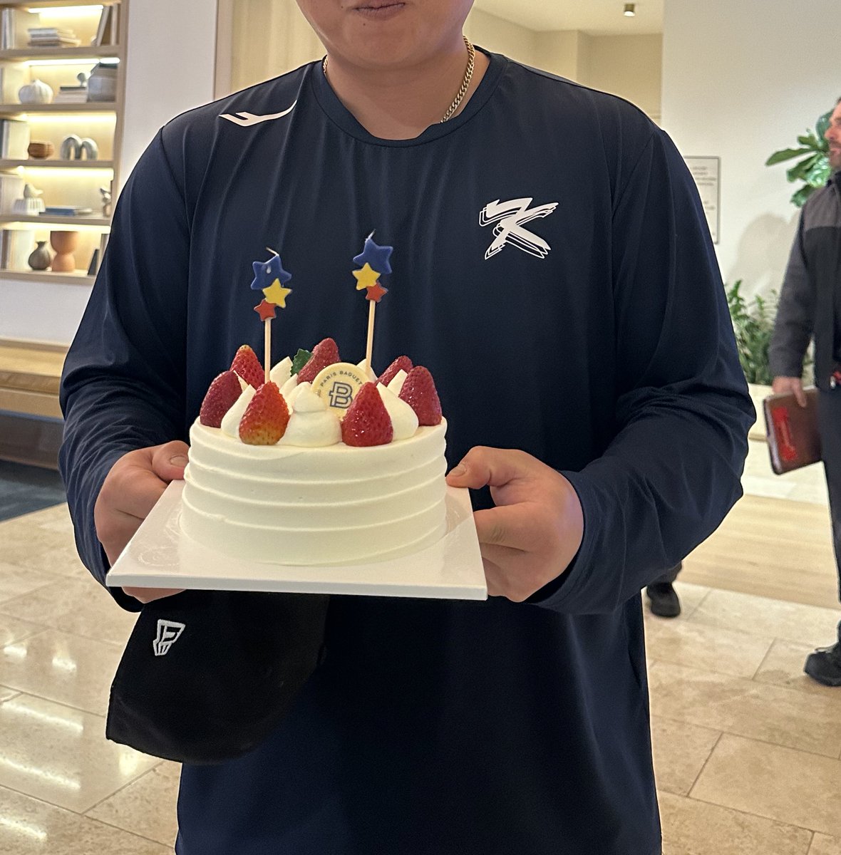 어떤 포수 영원히 스캠에서 생일축하해줘야댐....