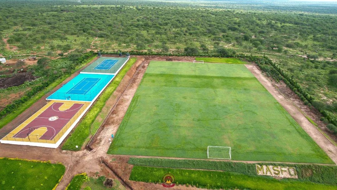 JosephMwabili3's tweet image. 2 FIFA-standard football pitches
2 ITF-standard acrylic tennis courts
2 FIFA-standard acrylic basketball courts
64-bed accommodation capacity, with 120 pax under construction
A commercial kitchen
Numerous relaxation areas
A fish pond with a water fountain for relaxation
Recovery