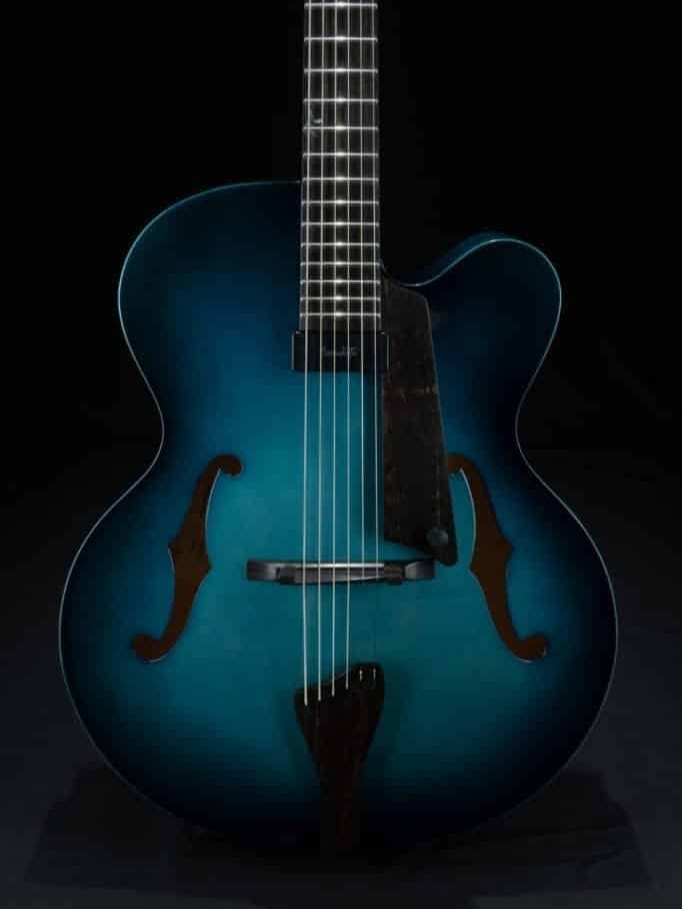 BenedettoGuitar's tweet image. The La Venezia Unimpeachable pedigree. A masterpiece of functional art, the La Venezia is crafted for the most discerning collectors and connoisseurs. 

Explore the Flagship Series on our website. 

#LaVenezia #Archtop #CollectorItem #Heirloom #JazzHeritage