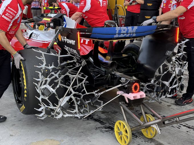 [Imagen: HBBbasibsAIcfOk?format=jpg&name=small]