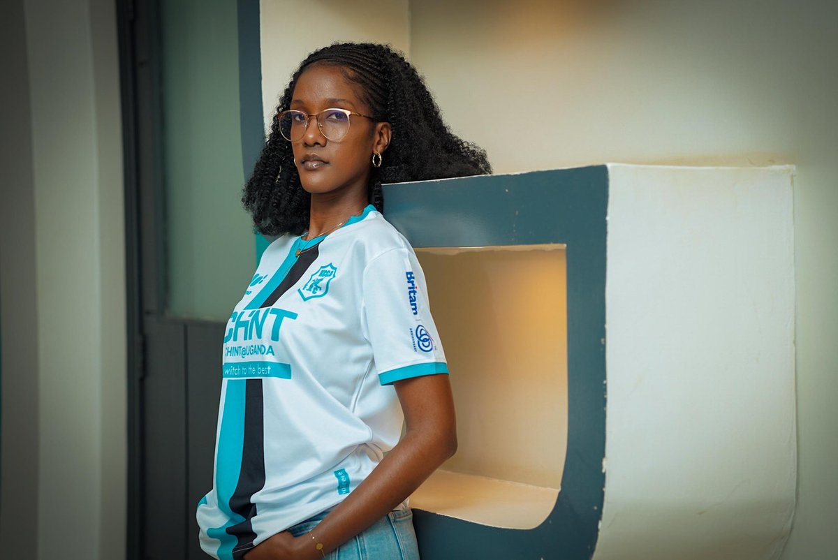 Successfully recruited to the KCCA fan base🥹😮‍💨 <a href="/KCCAFC/">KCCA FC</a> Thank you <a href="/anishamuhoozi/">Anisha Shahir Muhoozi</a> for my cutesy jersey✨ <a href="/BryanAheebwa/">Bryan Tirunuga Aheebwa</a> show me around these KCCA streets😮‍💨

📸<a href="/MawejjeGeoffrey/">Mawejje Geoffrey</a>