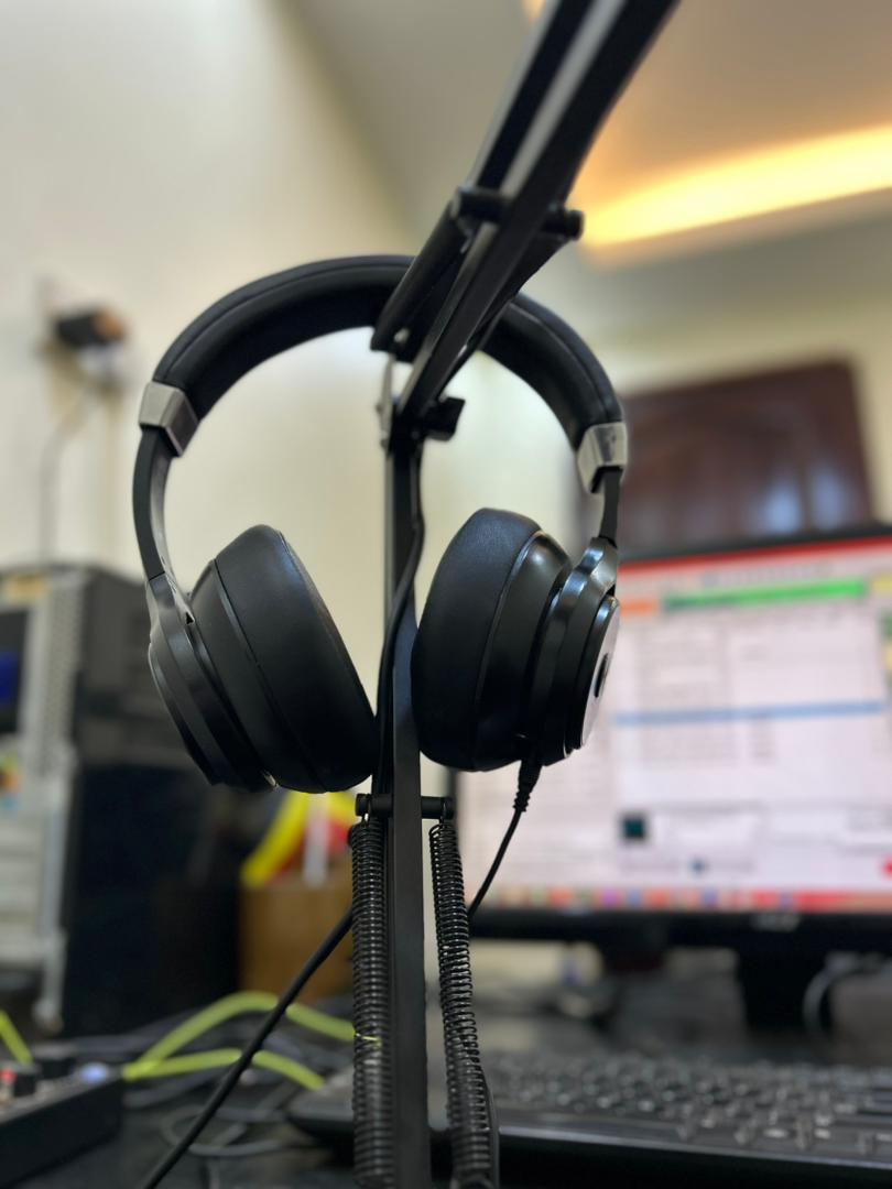 I remember <a href="/DoreenNasaasira/">Doreen Nasasira</a> telling me keep pushing Breakthrough on the way all this after #WHOSGOTTHEMIC that message keeps me going #WorldRadioDay