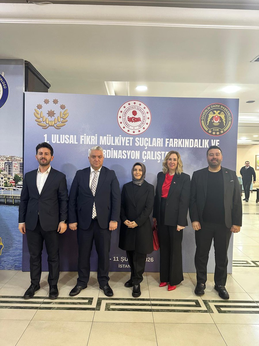 Korsana Karşı 81 İlde Omuz Omuza! 🤝📚

 1. Ulusal Fikri Mülkiyet Suçları Çalıştayı’nda sektörümüzün haklarını savunduk! 🛡️

Neler Konuşuldu?
✅ Sahte ve klonlanmış bandrol sorununa teknolojik çözümler. 
✅ Dijital mecralara kayan korsan faaliyetlerle etkin mücadele.
 ✅Fikri