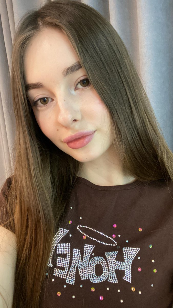 emiachine's tweet photo. felt cute, snapped a pic 📸💫 https://t.co/NQhc9M5kkb