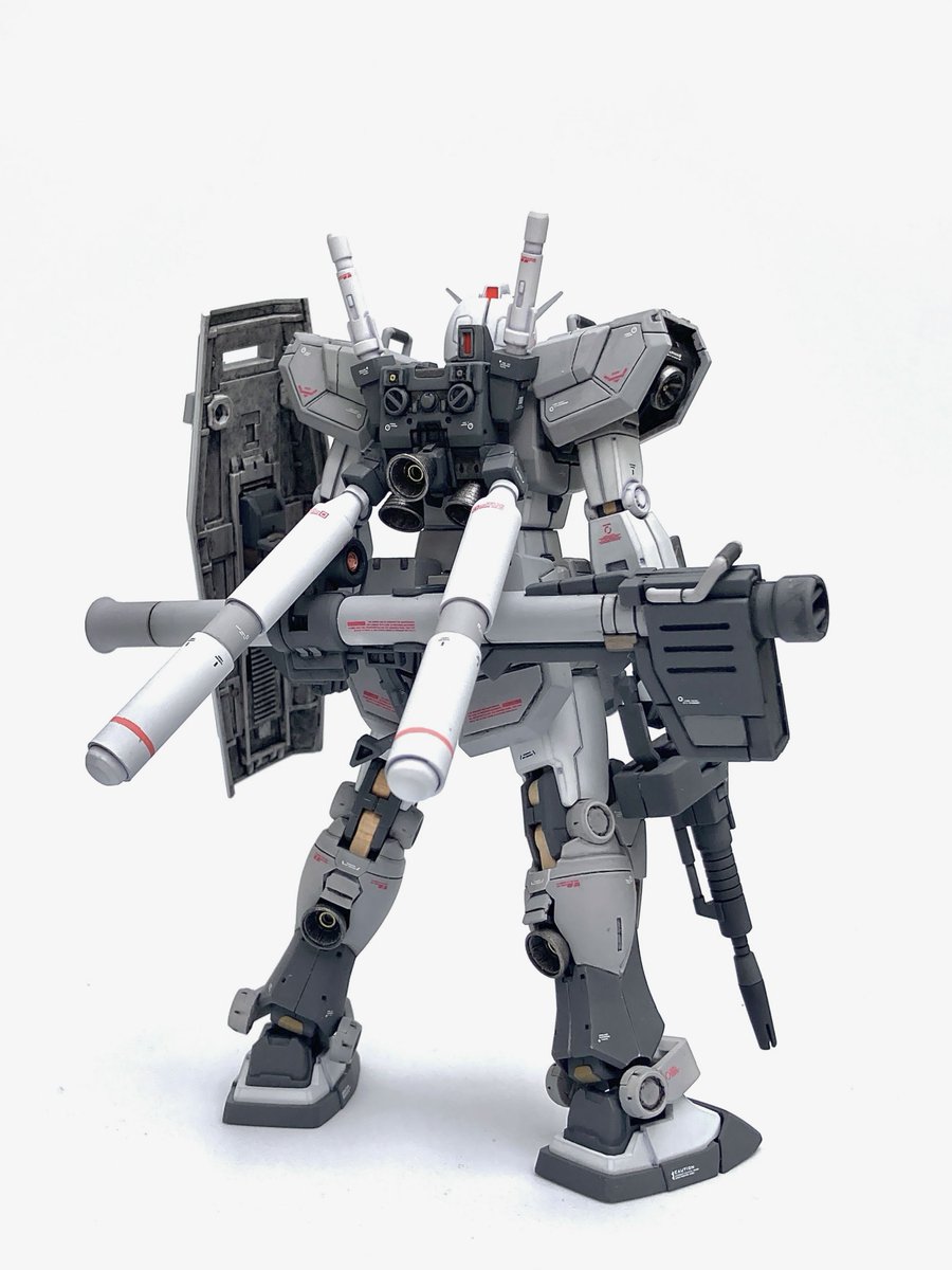 安いジャンク品のガンプラを買ってきてかっこよくするの、良いよ