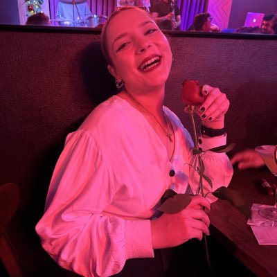 zenneep's tweet photo. #YeniProfilResmi https://t.co/fE39Lf1u98