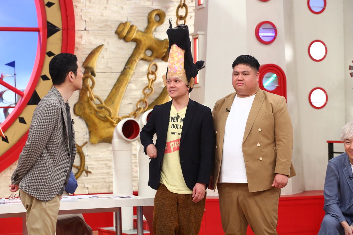 きょう昼1時59分は『マルコポロリ！』⚓️ 
／   
よしもと漫才劇場ベテランvs中堅 SP📷
＼   
ベテラン代表として、吉田たち、ダブルアート、
中堅代表として、豪快キャプテン、ジョックロックが
立場も芸歴も違う4組が集結！

本音トークで漫才劇場の二大勢力がぶつかり合う🔥