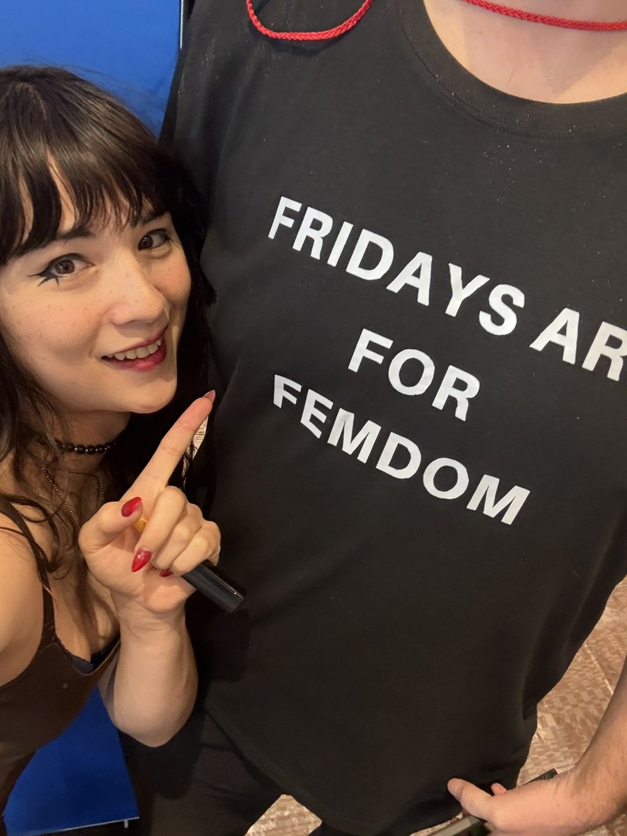Happy Friday yall
