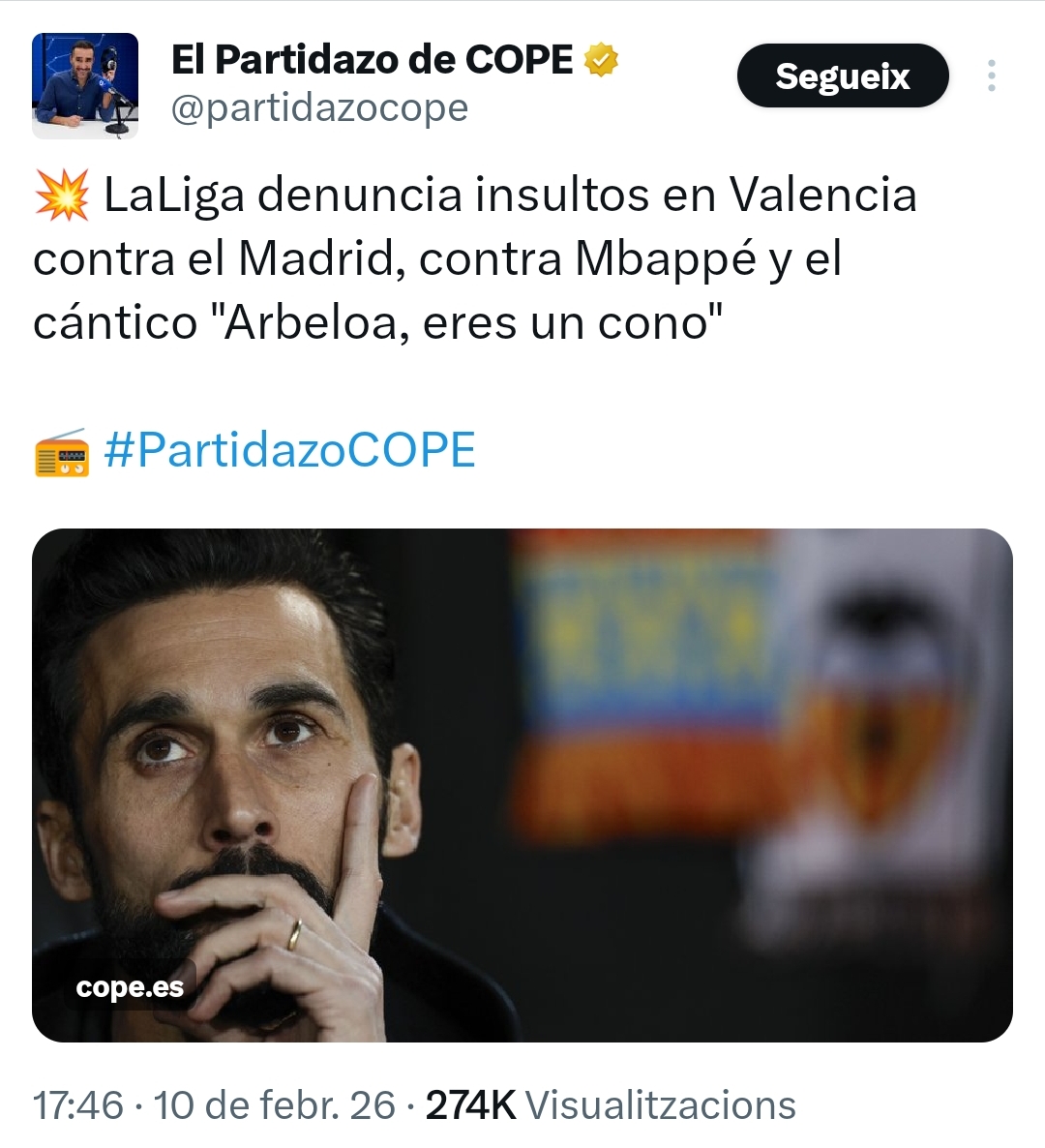 Candeliano's tweet image. Lo de "Puta Barça, Puta Catalunya" no se hizo constar en el acta arbitral, ni será denunciado por La Liga, porque es un cántico fraternal y forma parte de la tradición, no como lo de "Arbeola, eres un cono" que es gravísimo  y merece la intervención de la Audiencia Nacional.