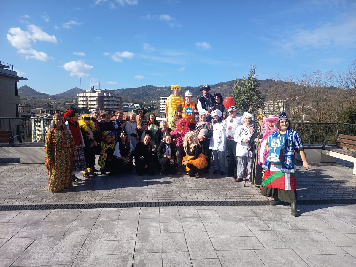 Adinkide tweet media