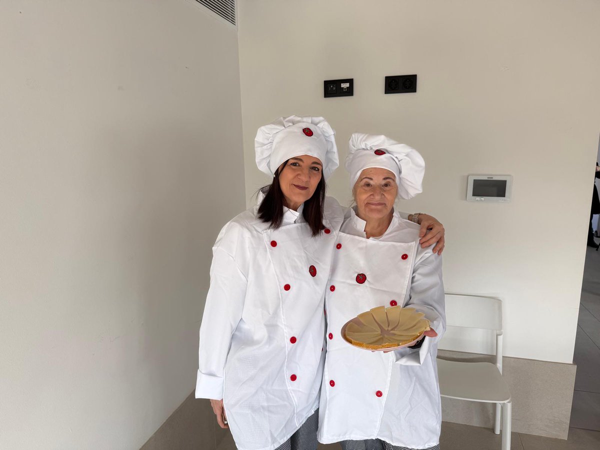 Adinkide tweet media