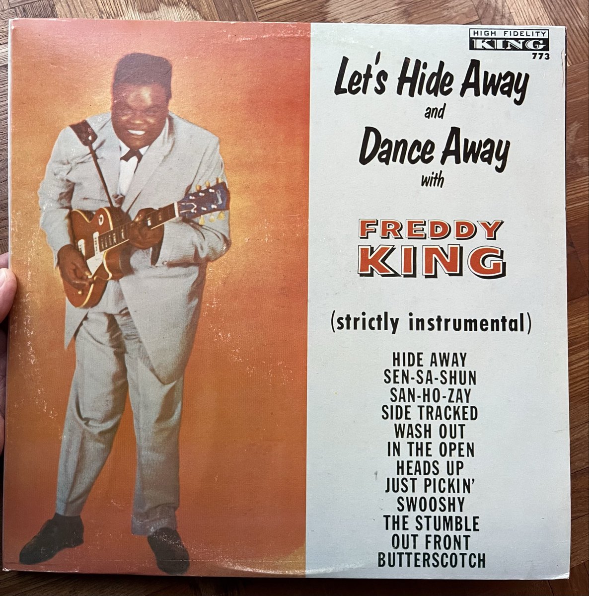 Les Paulが小さく見える🎸 Let's Hide Away and Dance Away with