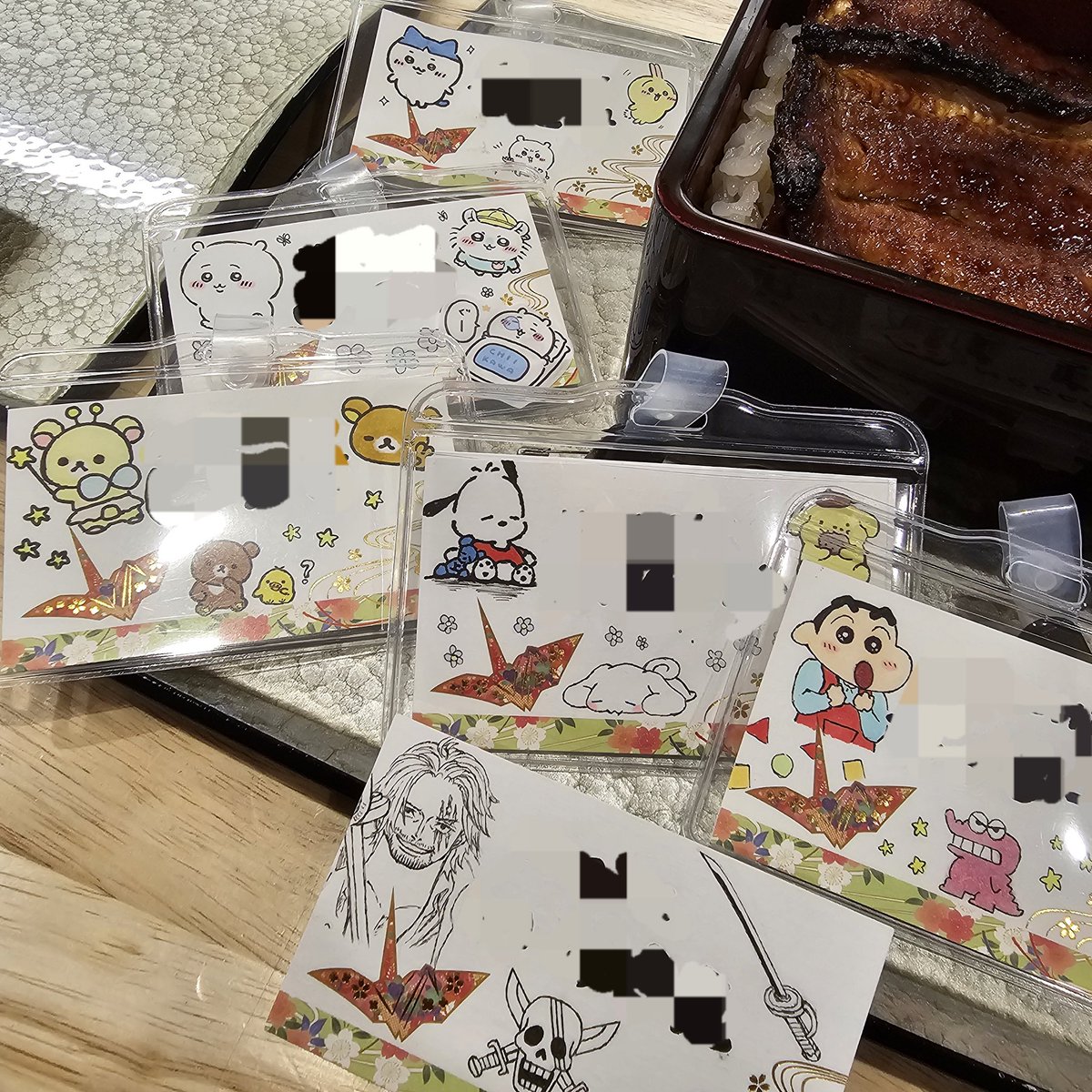 たくさんのいいねリポストありがとうございます！びっくりするような多数の方々に閲覧いただいてほんとに嬉しく思います！

女子高生ちゃんの他のイラストも見たい！や女子高生ちゃんにタダ働きさせるな！とのお言葉いただきましたのでこちらを！

ご褒美は上うな重！
名札は完成してる分だけ並べた！