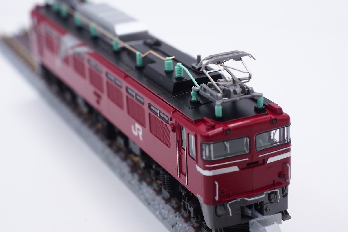KATO 新入荷 EF81 81 北斗星色 入荷！ 赤2号のボディ(側窓を含む)に