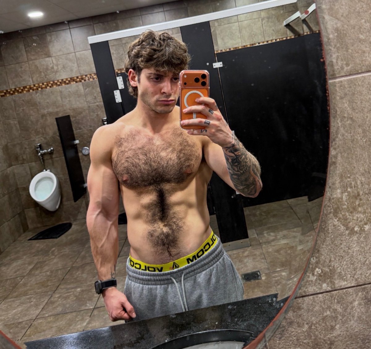 Alpha Joe tweet media