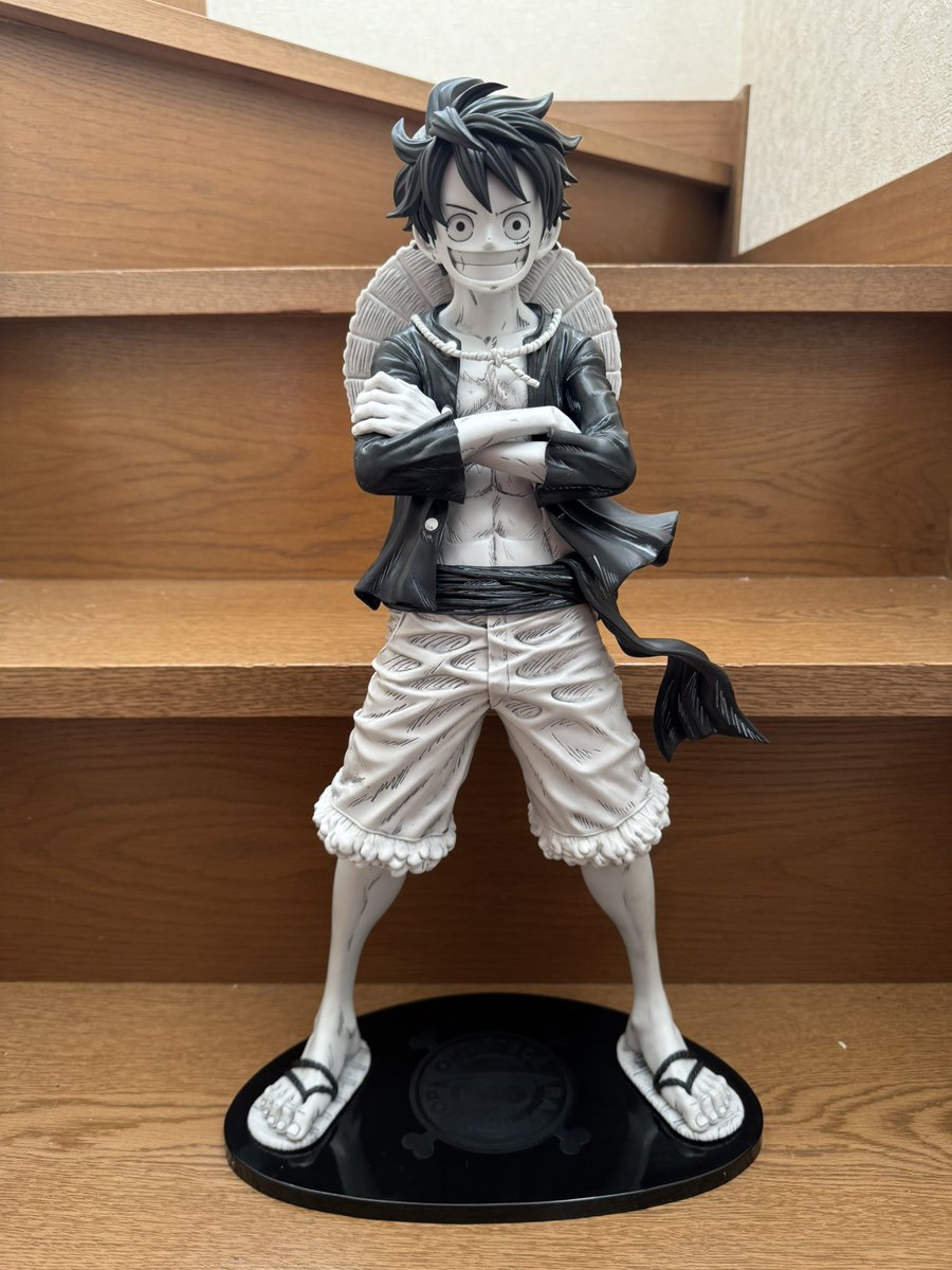 ONE PIECE BASE SHOPくじ 366DAYS OF BIRTHDAYS コミックスカラー