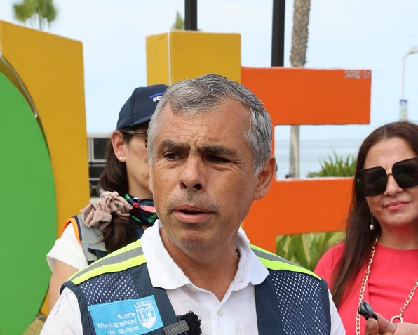 elsoldeiquique's tweet photo. Alcalde Soria: Acampar en el borde costero es una tradición iquiqueña que debemos ordenar
#Iquique #ViñadelMar #Aysen #SanFelipe #Cauquenes #Santiago #Ñuñoa #Antofagasta #Castro  #Coquimbo #PuntaArena #Talcahuano Lee la nota:
https://t.co/Pb9afZL606 https://t.co/i4WKqYalqz