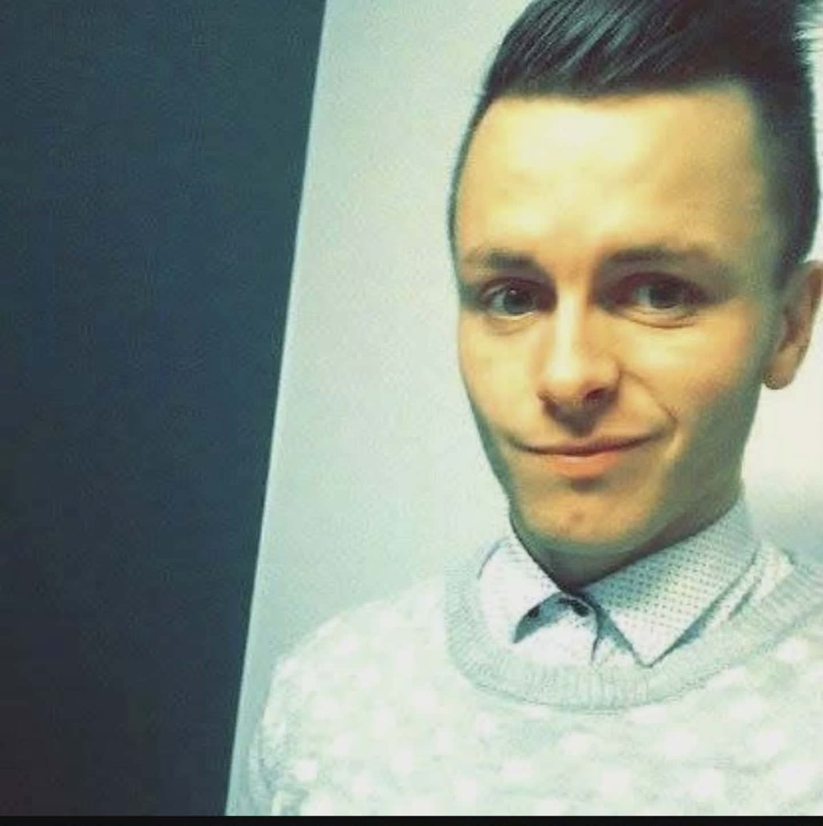 Sigurđur Gísli Bond tweet media