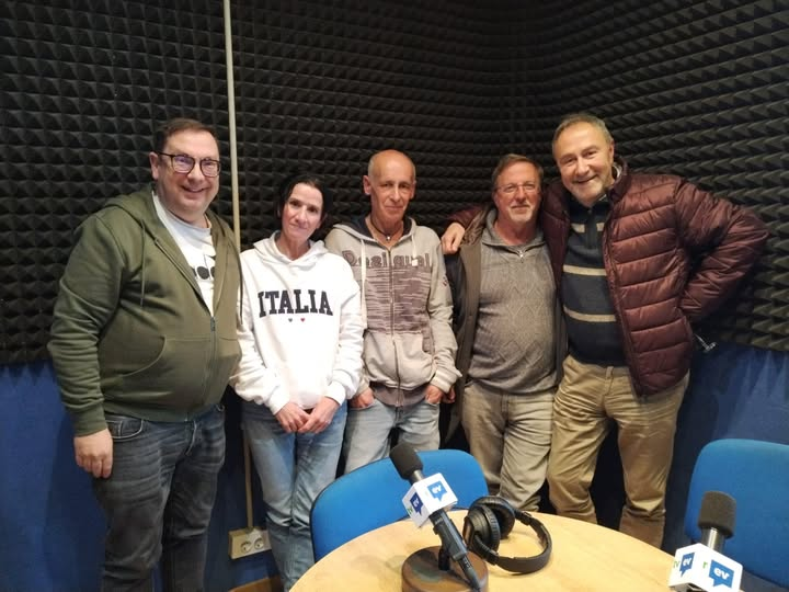 RTVEV's tweet photo. 📻@CelafaccioRadio (XVII). Ens acompanya el baríton Lluís Sintes. Parlem de lírica italiana, especialment de Puccini. Crònica de Milano-Cortina, berenar de Carnaval, música... https://t.co/nh1Dc8JZRa #celafaccio #elvendrell #vendrell #italia https://t.co/FV5i0lXWHP
