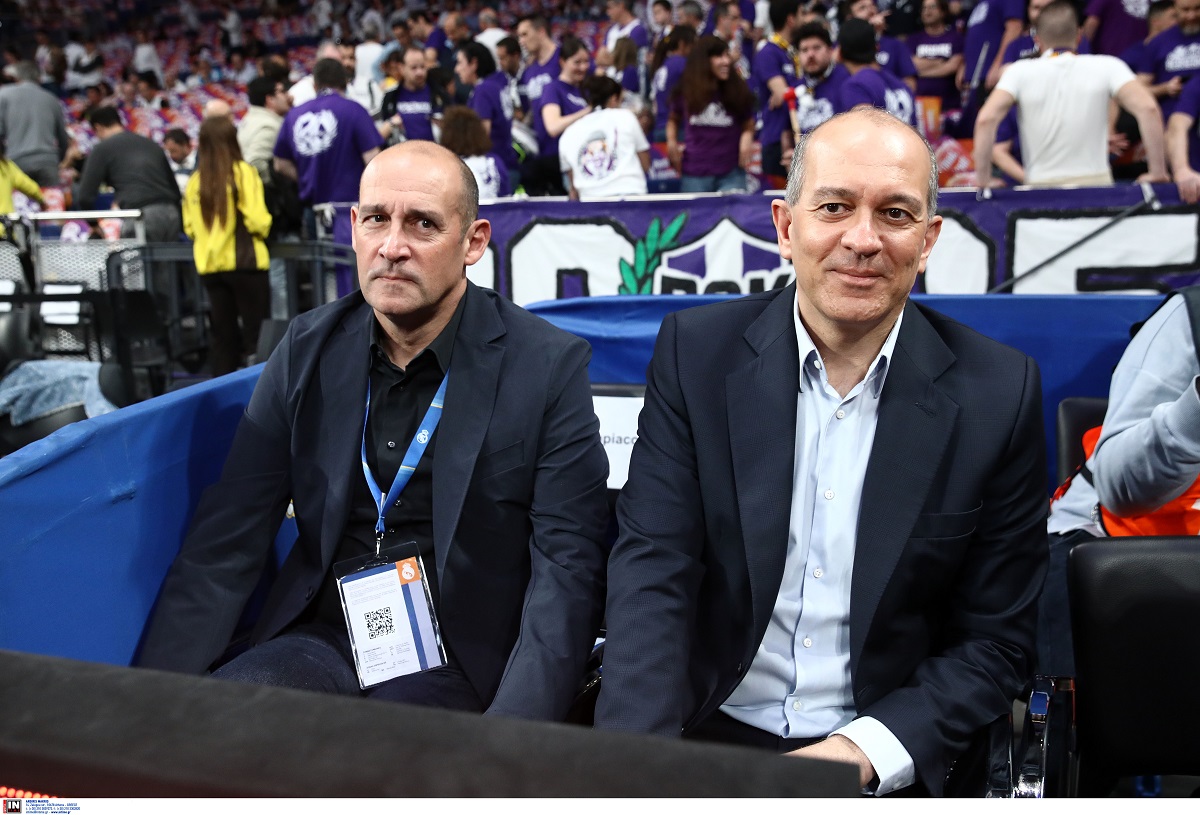 O Off the Record ρίχνει το 2ο του χτύπημα για σήμερα :

“Μέχρι τέλους”: Η ιστορική απόφαση που άλλαξε το ελληνικό μπάσκετ

sportreport.gr/mechri-telous-…

#EuroLeague #olympiacosbc