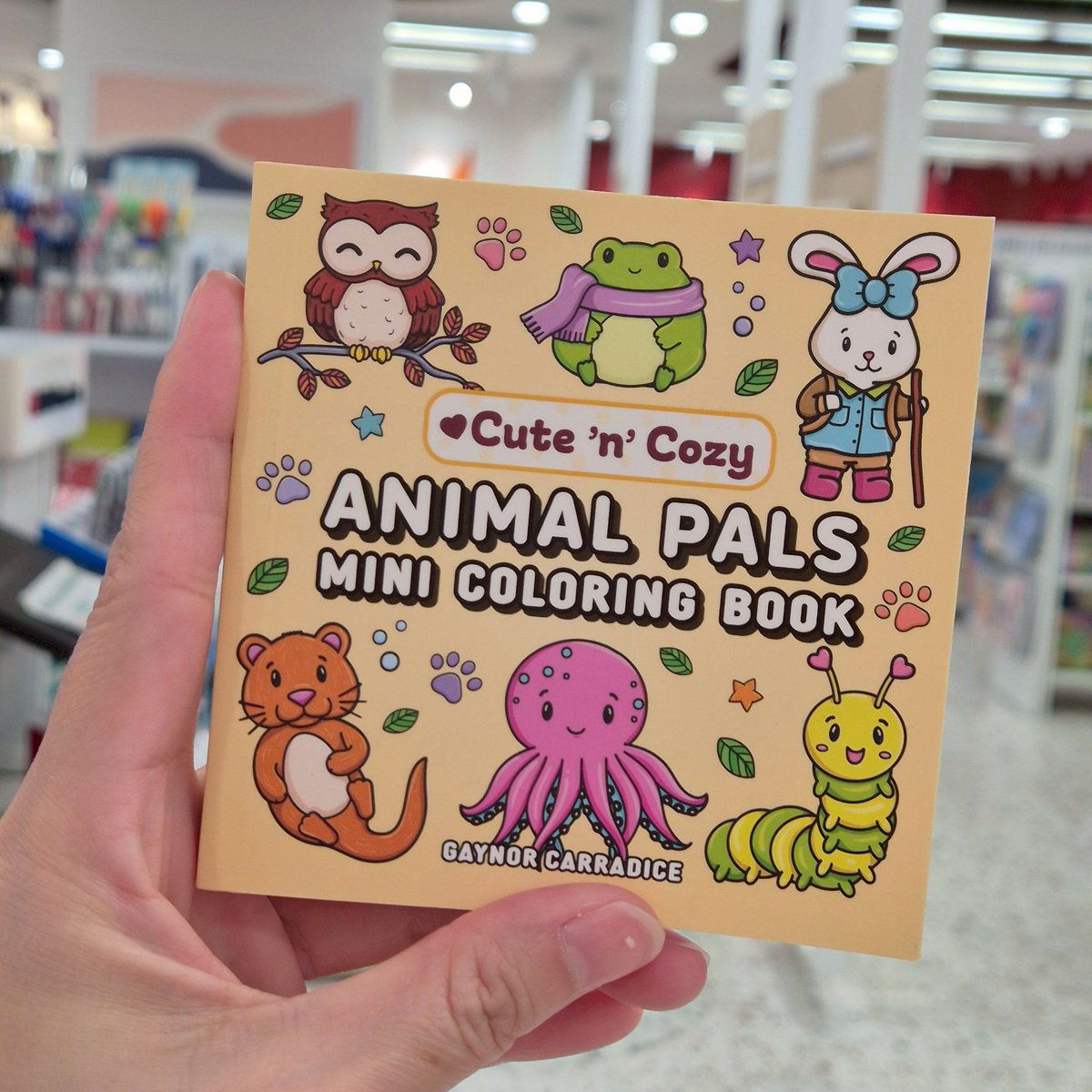 Asiabooks_th's tweet image. Mini Coloring Book เข้าใหม่ที่ Asia Books 🎨✨

ใครกำลังมองหากิจกรรมฮีลใจแบบประหยัดพื้นที่ต้องลอง! กับสมุดระบายสีมินิบุ๊ค ที่มาในไซซ์กะทัดรัดแต่ความน่ารักจัดเต็ม

สินค้าเข้าแล้วที่ Asia Books ค่ะ
*สต๊อกสินค้าอาจแตกต่างกันในแต่ละสาขา

#Asiabooks #ColoringBook #สมุดระบายสี