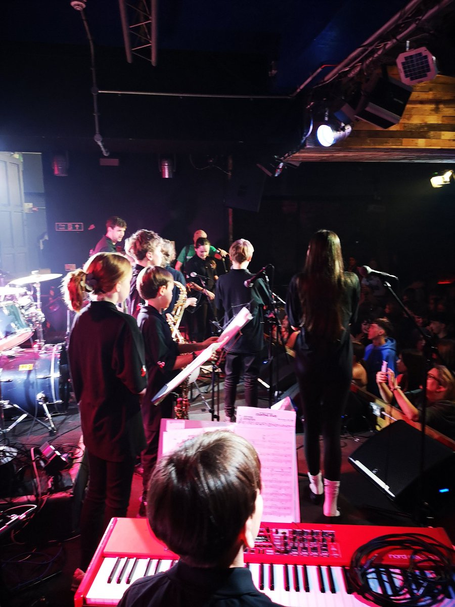 WinterfoldhsM's tweet image. Great night @TheRiverRooms with Fred and the #groove diggers. @winterfoldhs