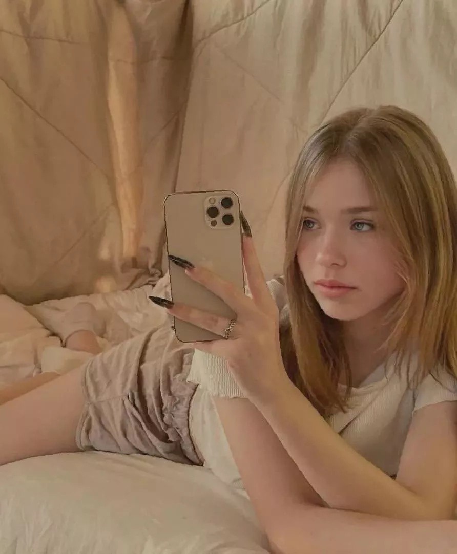 pretty_cutelily's tweet photo. I'm so h*rny rn💦🥺
Can i rate you dick 💋🍆💦❓ https://t.co/3I3RcvWqNZ