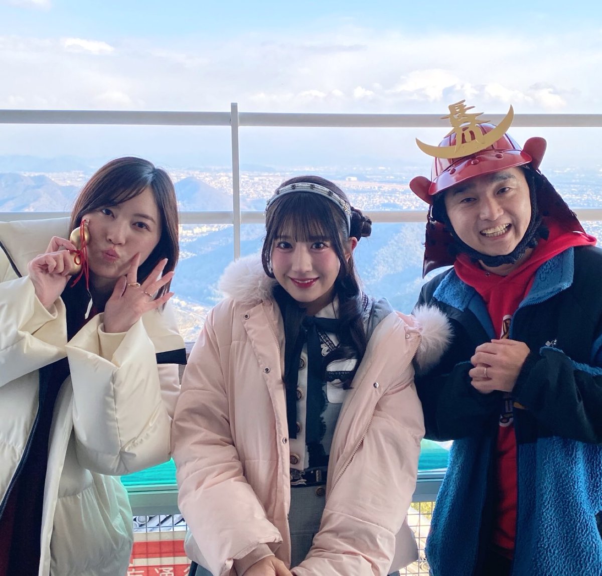 JURINA38G's tweet photo. みなさ〜ん‼️相川ネキとロケしましたよ🙌🏻2/15（日）２５時から東海テレビで放送の『豊臣兄弟をめざす！下剋上ガールの野望にっぽん城まつり2026』に出演します🏯れきしクンとお城を巡ってたくさん勉強になりました📕みんなで楽しく一緒に学びましょ🤝🏻✨#SKE48 https://t.co/rIu8qxGmbK