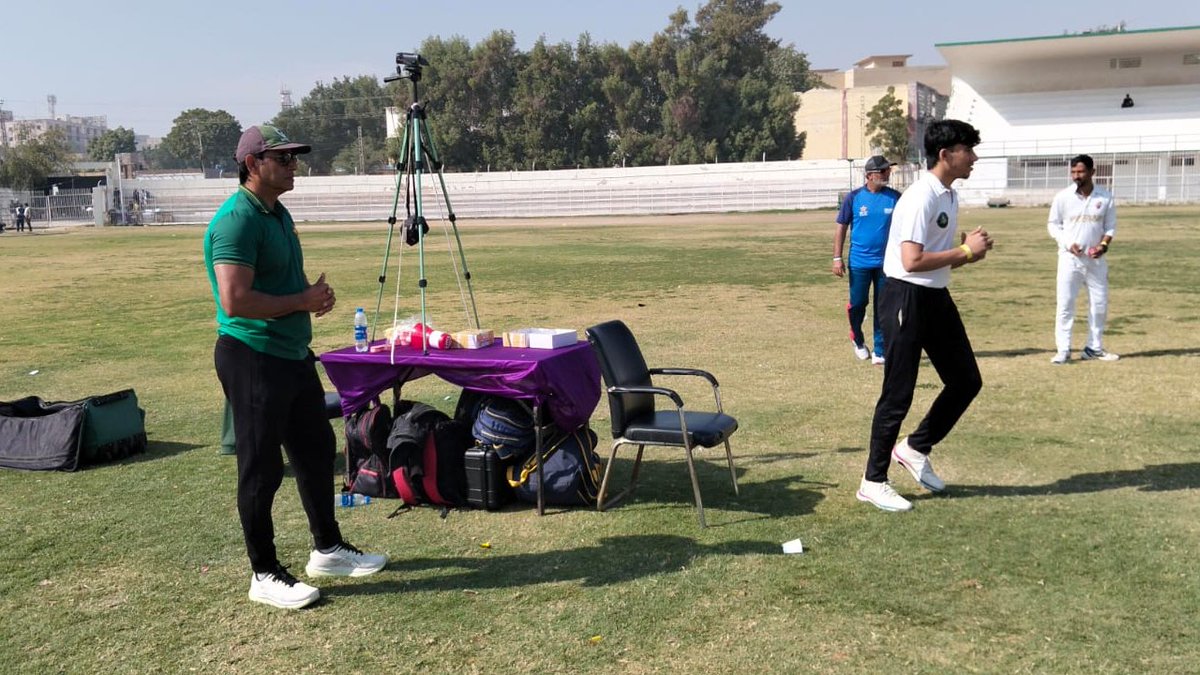 TheRealPCB's tweet photo. 🏏 Day 2️⃣: PCB Future Stars Talent Hunt Programme trials continue under the supervision of Director High Performance Aqib Javed at Niaz Stadium, Hyderabad 🏟️

#PakistanFutureStars #PCBTalentHuntProgramme #TalentHuntProgramme https://t.co/tSEuNfemxe