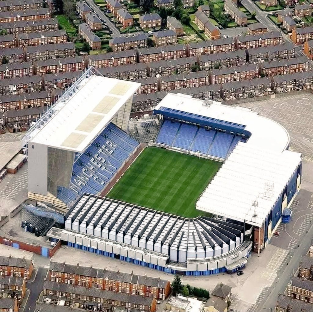 Cityzen_Jnr's tweet photo. #ManCity pictures that go hard 📸 https://t.co/dxJ82UeL22
