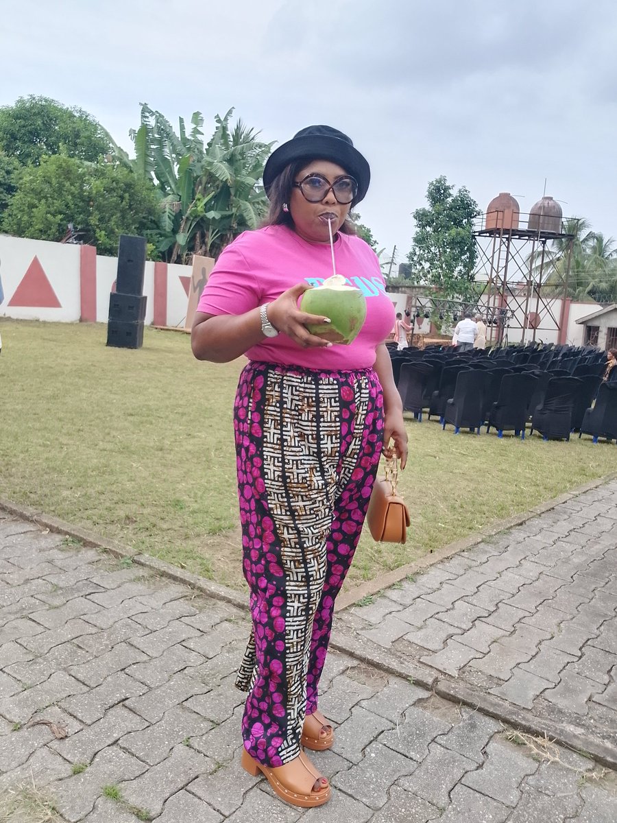 AntanGold's tweet image. Making every second count this weekend. ❤️
​#LoveWeekend #HappySaturday #LoveInTheAir #WeekendMood