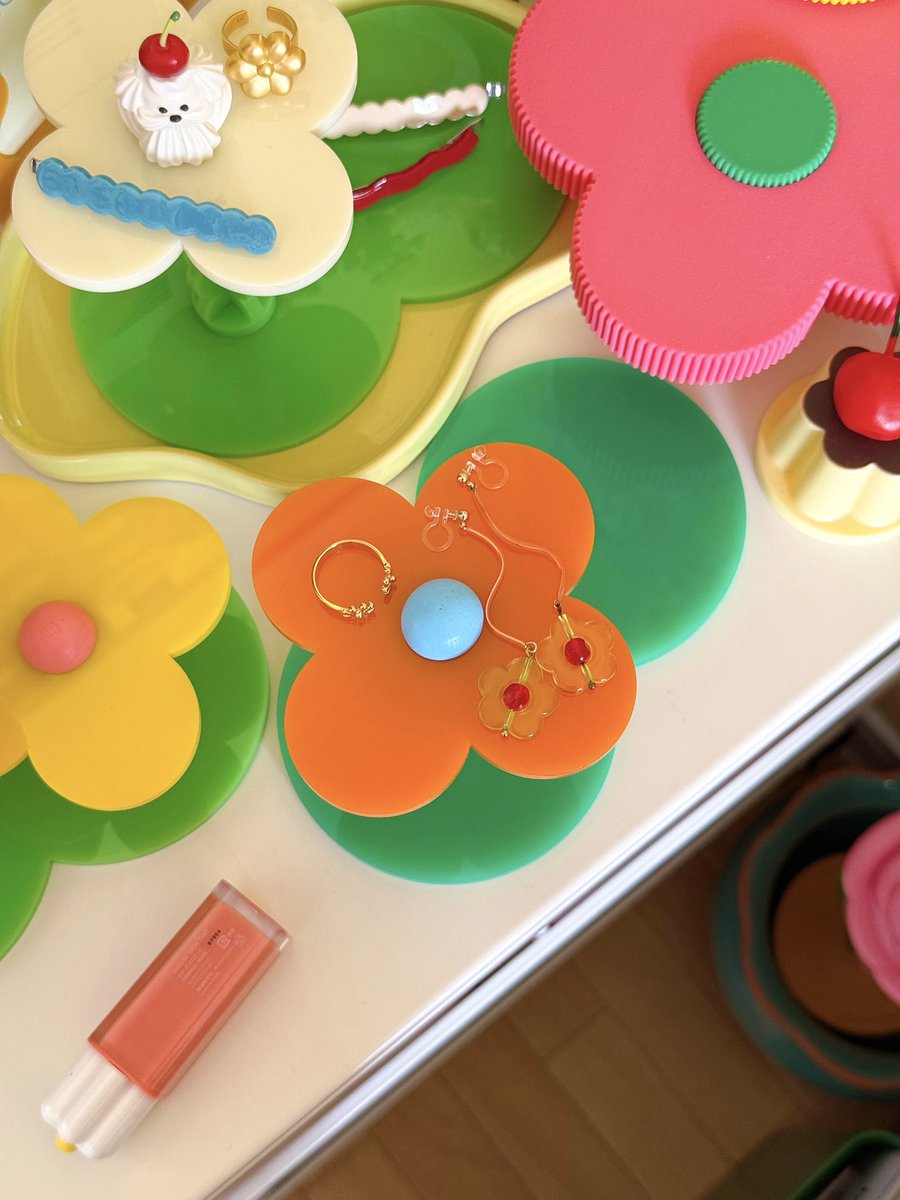 よこやま まい tweet media