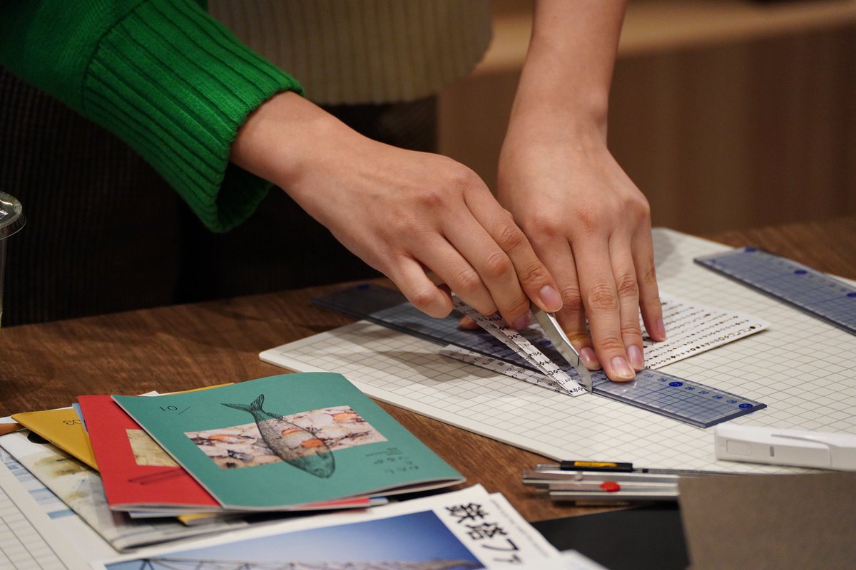 2/21-22に群馬県高崎<a href="/rebelbooksjp/">rebelbooks</a> で開催するzine講座の申込状況です。
3連休だからか、普段に比べて売れ行きのんびり。初心者大歓迎です、ぜひどうぞ！

2/21（土）
13:30〜残席わずか
17:00〜🈳あり

2/22（日）
13:30〜残席わずか
17:00〜🈳あり！来てー

🎫お申し込み🎫
imai-zineschool.peatix.com