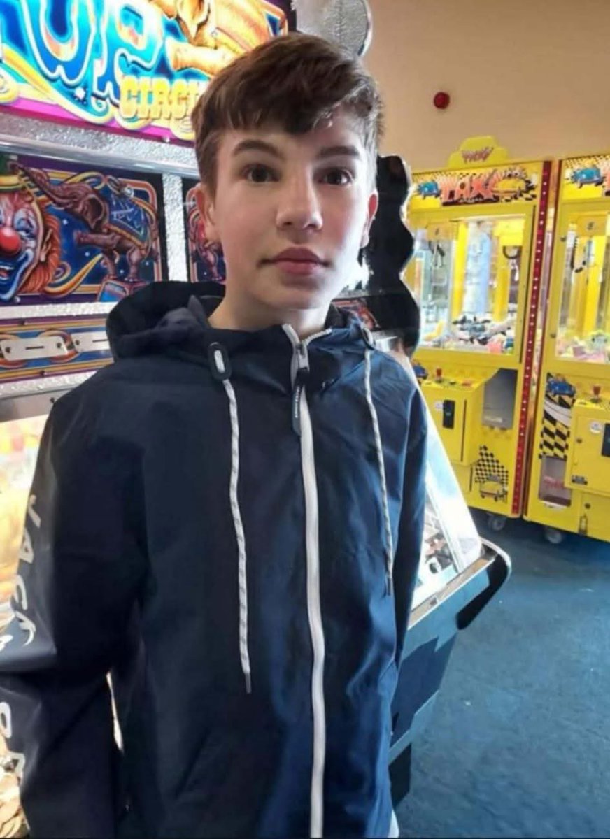 🚨 JOSEPH JENNER – TEENAGE PAEDO FILMED A CRYING 10-YEAR-OLD BOY FORCED INTO SEX ACT ON HIM – JAILED 5 YEARS! 🚨

This sick 18-year-old from Oswestry, Shropshire, groomed and molested two little boys (aged 8 and 10).

He forced the 10-year-old to perform a sex act on him while