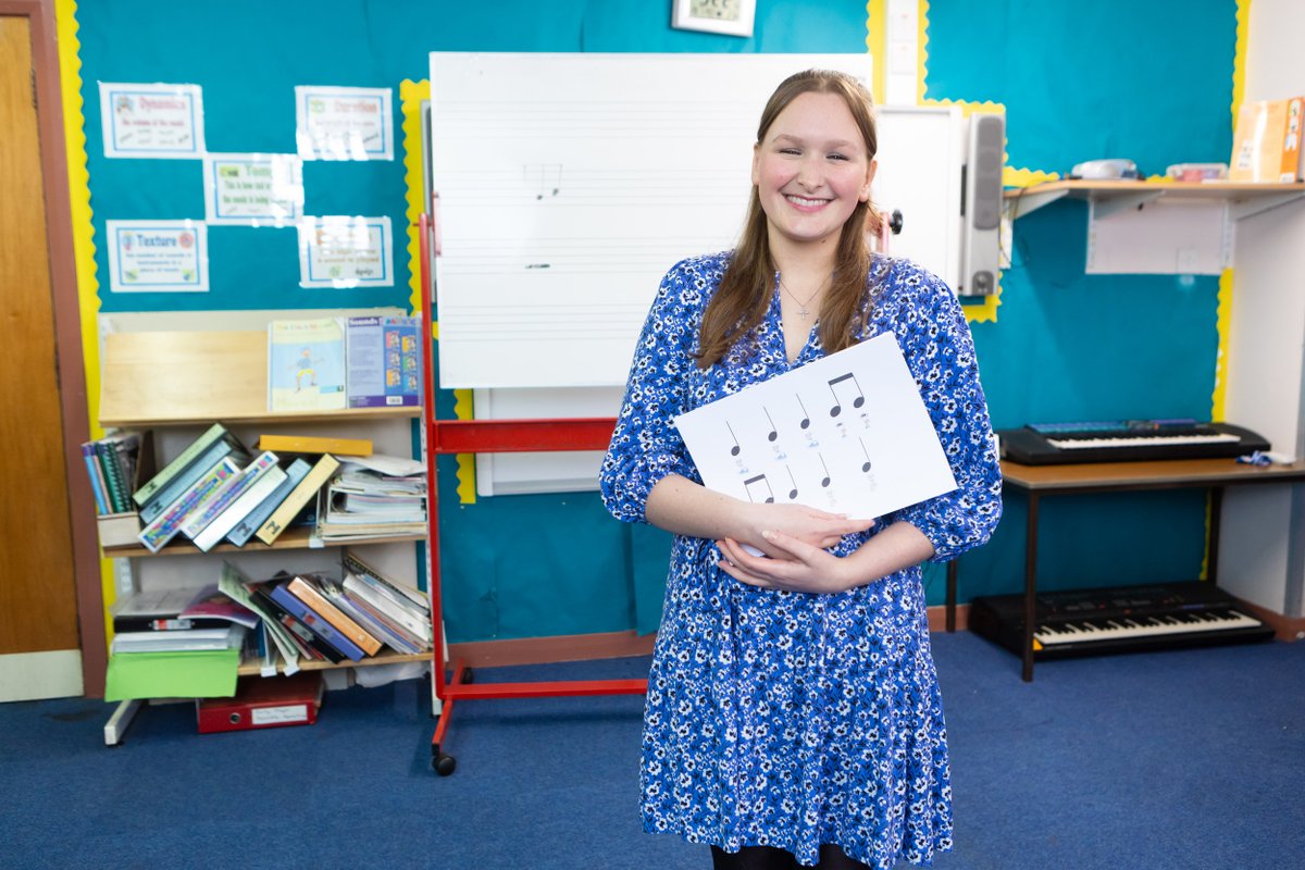 apprentice_scot's tweet image. What if your dream career could start at school?
Hannah discovered her passion for teaching through a Foundation Apprenticeship, gaining real experience that brought her ambitions to life.
👉 Read her story: skillsdevelopmentscotland.co.uk/news-events/20… #ScotAppAwards #ScotAppWeek26 @NESCollege